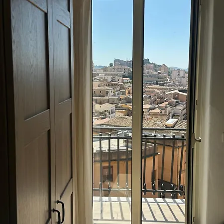 Kale Atenea فندق مبيت وإفطار